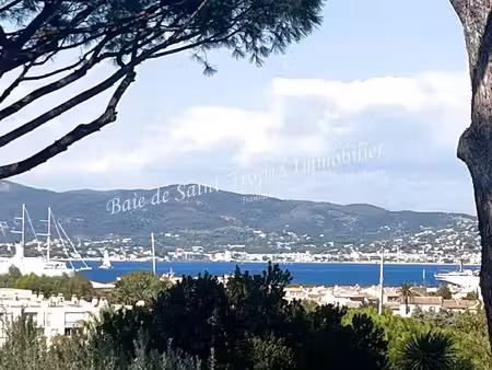 villa vue mer  à proximité de la place des lices