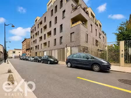 centre-ville – 3 pièces 61 45 m² avec loggia et parking