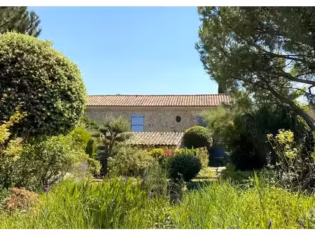 portes de la drome provencale  loriol. ferme sur parc de 3 582 m2 et 284 m2 habitables
