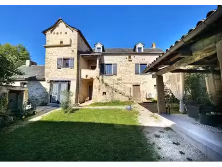 magnifique ferme à la roquette