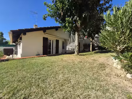 maison de village t4 de 111m² avec jardin intimiste