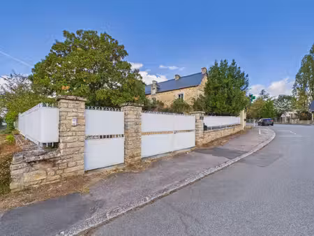 ancien presbytère de caractère 299 m2 habitables parc arboré saint-jacut-les-pins