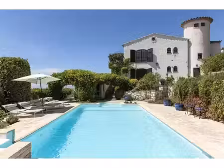 proche saint-paul-de-vence - belle propriété provençale avec vue mer panoramique