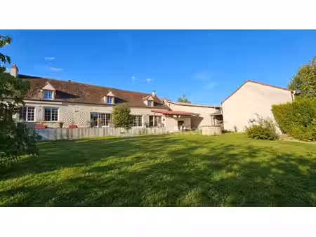 maison à vendre 6 pièces proche de longueville (77)