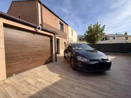 maison avec piscine 5 pièces - 3 chambres moderne