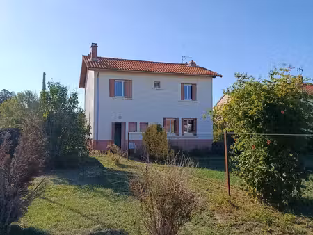 pavillon 4 chambres -830m2 -quartier residentiel