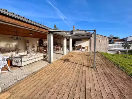 saint michel en l'herm (85) 10 min des plages ensemble immobilier 222m² avec piscine...