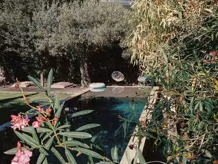 une maison aux accents californiens  au cœur de bompard