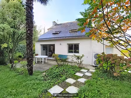 maison au coeur du bourg de dinéault  authenticité  confort et dpe c !!!