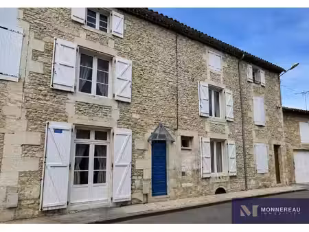 maison de ville avec cour
