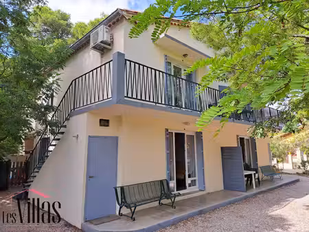 leucate-la franqui - maison de famille avec 4 appartements entièrement meublés