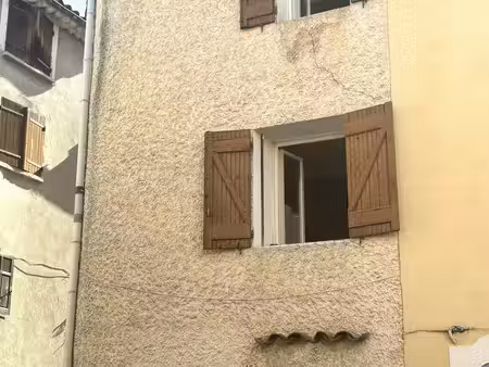 maison de village t3 à rénover 49 m2