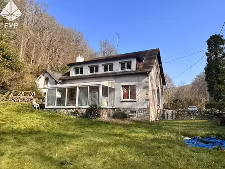 maison familiale 4 chambres avec sous-sol complet et véranda valmont centre - travaux à...