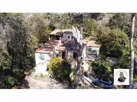 maison familiale 6 pièces - 1800 m² de terrain au calme absolu