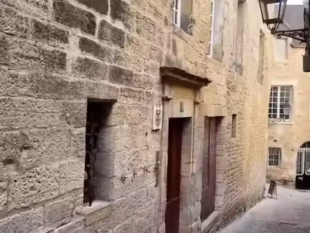 un immeuble d'exception à sarlat : l'art de vivre périgourdin comme projet...
