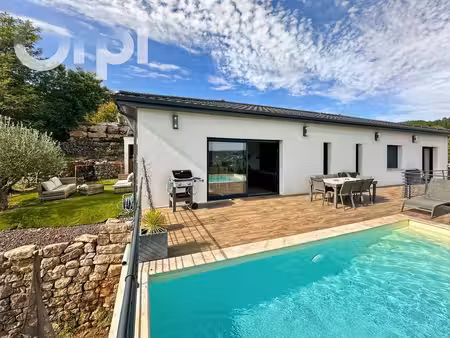 villa contemporaine – joyeuse (sud ardèche)