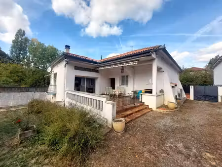 exclusivité : agreable plain-pied "proche aspet"...