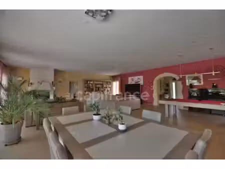 propriété au calme - 5 chambres - t3 attenant - garage xxl - piscine - à marmande (47)