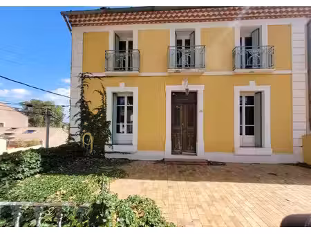 votre maison de rêve dans le sud de la france : jardin  terrasses et garage