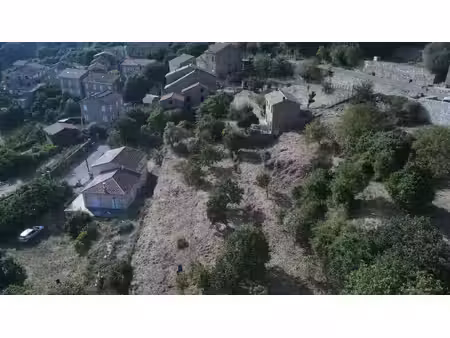 pila-canale — rare : grand terrain en restanques de 2 154 m2avec bâtisse traditionn