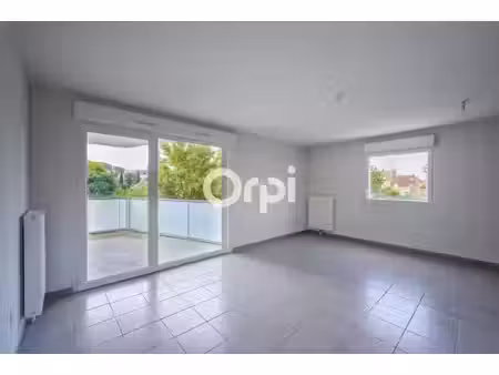 appartement 2 chambres  2 places de parking et balcon