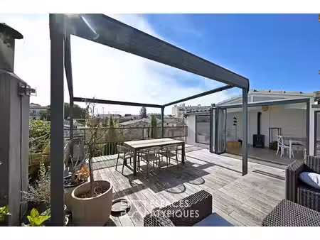 duplex de caractère avec terrasse plein sud et garage