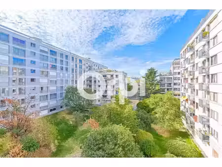 rue des marguettes – 2 pièces 46 m² (45 94 m² carrez) avec balconnet  plein ouest  sans vi