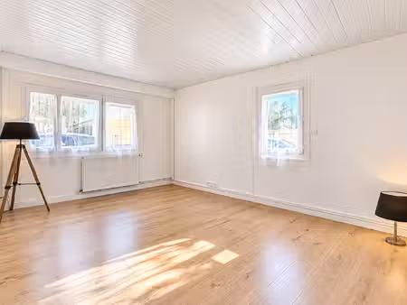 appartement plaisir 2 pièce(s) 56.13 m2