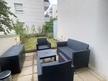 studio meuble de 19 33 m²