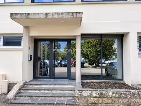 bureaux - pole entreprise - acces poids lourds - parking - le houlme - 86 m²