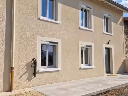 essertine en chatelneuf - maison rénové f6