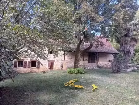 vente maison 8 pièces 260 m² à le vigan (46300)  199 000 €