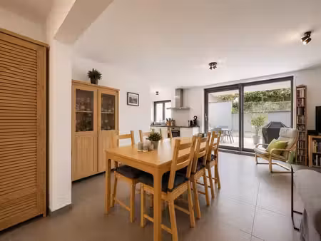 magnifique appartement 2ch avec parking sur visé