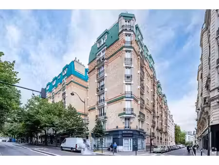 location commerce 94m²