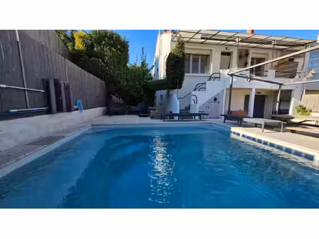 vente maison 6 pièces  120.50m²  nîmes