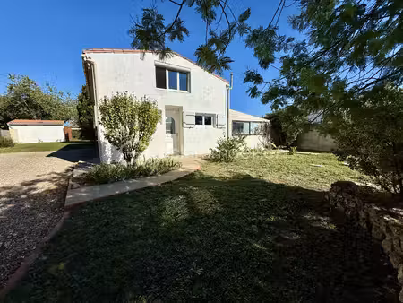 maison de 90 m² à sablonceaux