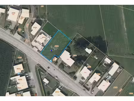 terrain à bâtir de 1 034 m² avec une largeur exceptionnelle