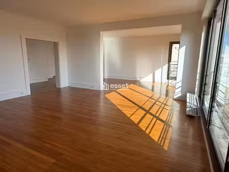 appartement de luxe à louer dans le quartier centre