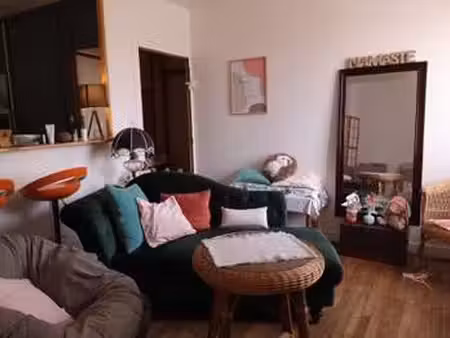location appartement 3 pièces aux herbiers (85500) : à louer 3 pièces / 45m² les herbiers