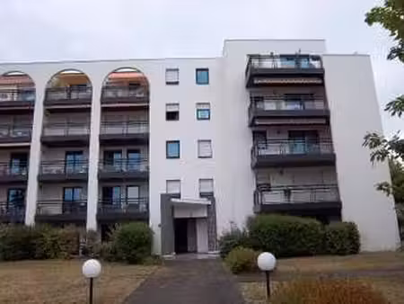 location appartement 3 pièces à bordeaux (33000) : à louer 3 pièces / 80m² bordeaux