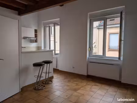 appartement 1 pièce 38 m²