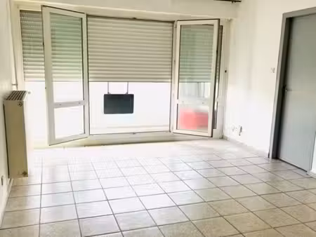 t2 rez de chaussée  vesoul 52m2