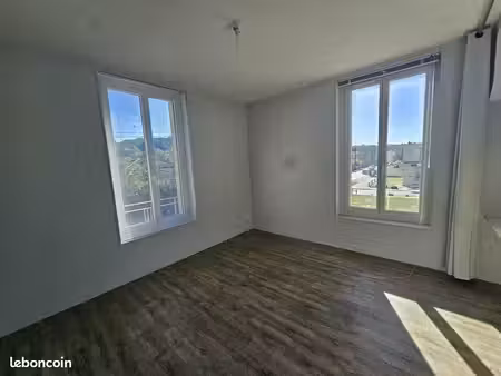 bureaux 63 m²