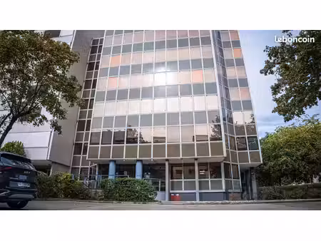 bureaux à louer sans engagement - espace racine villeurbanne gratte-ciel - parking & locat