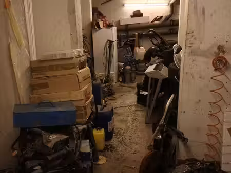 local entrepôt d'une surface de 45m2