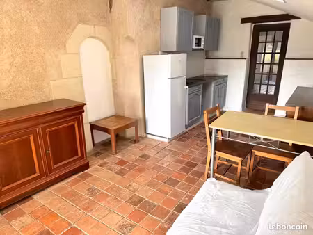 studio meublé 30m² - 2 pièces