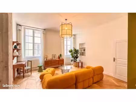 appartement rénové - rue thubaneau