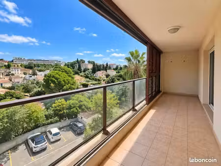 appartement 3 pièces 69 m²