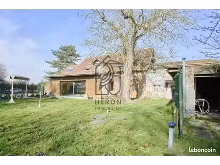 maison 5 pièces 274 m²