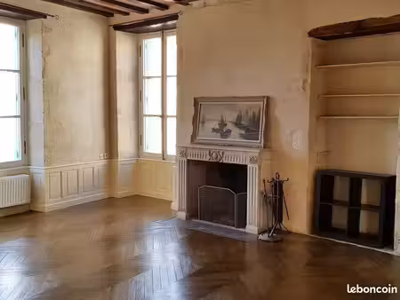 charmante maison de caractère 7 pièces 4 chambres - centre ville de mamers – nord sarthe  